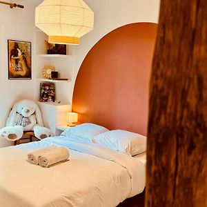 Charmant Appartement Au Coeur De Montmartre!